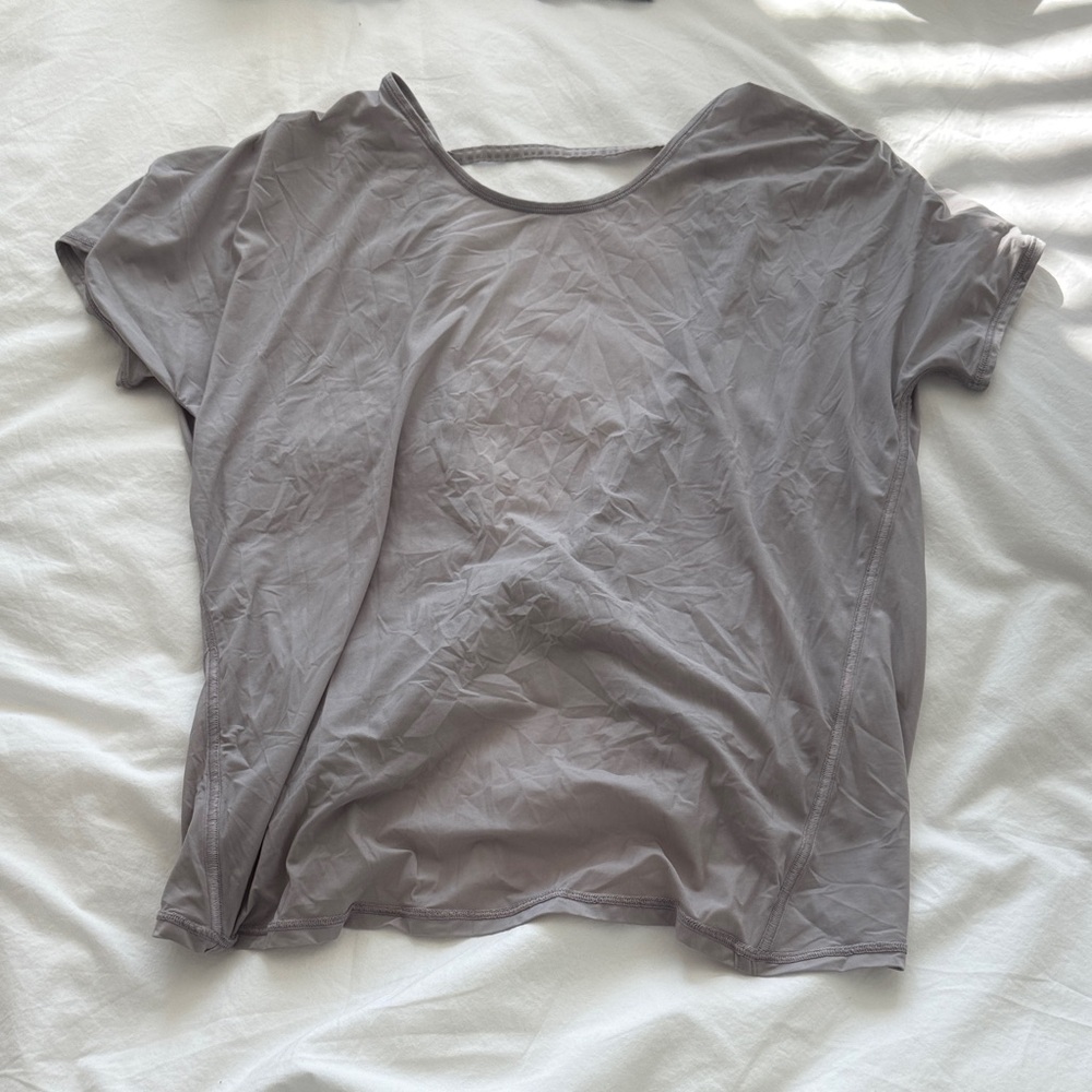 lululemon athletica Light Gray Short Sleeve Tee